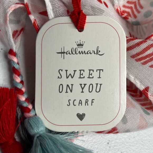 Hallmark Sweet On You Scarf White Red Hearts New - Picture 8 of 8